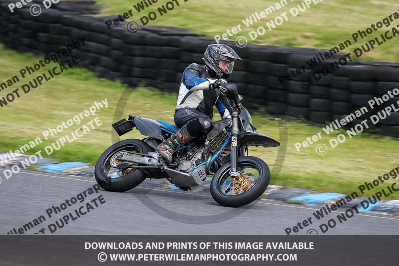 enduro digital images;event digital images;eventdigitalimages;lydden hill;lydden no limits trackday;lydden photographs;lydden trackday photographs;no limits trackdays;peter wileman photography;racing digital images;trackday digital images;trackday photos
